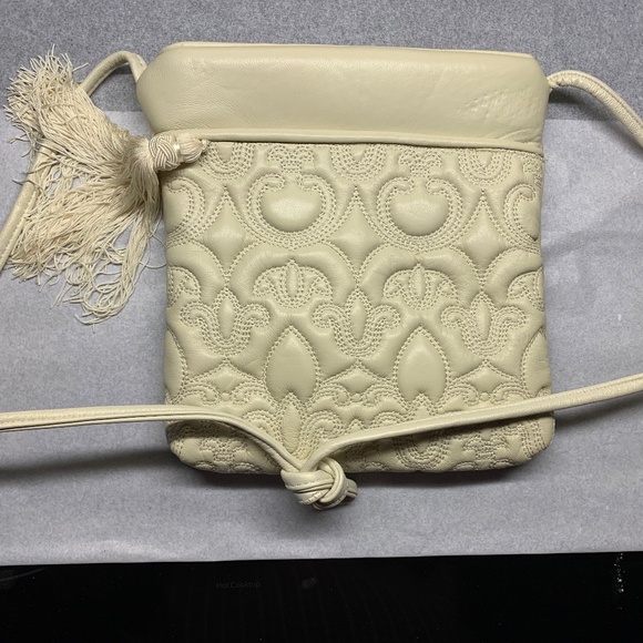 White bag with shoulder strap - Picture 4 of 7